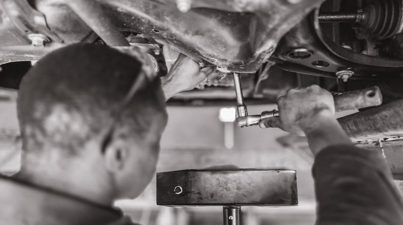 Photo Car Auto Technicians