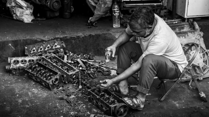 Photo Car Auto Technicians