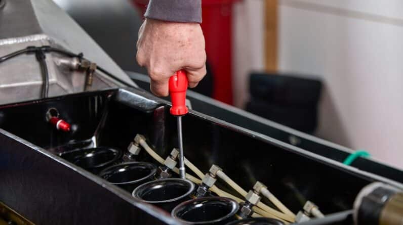 Photo Car Auto Technicians