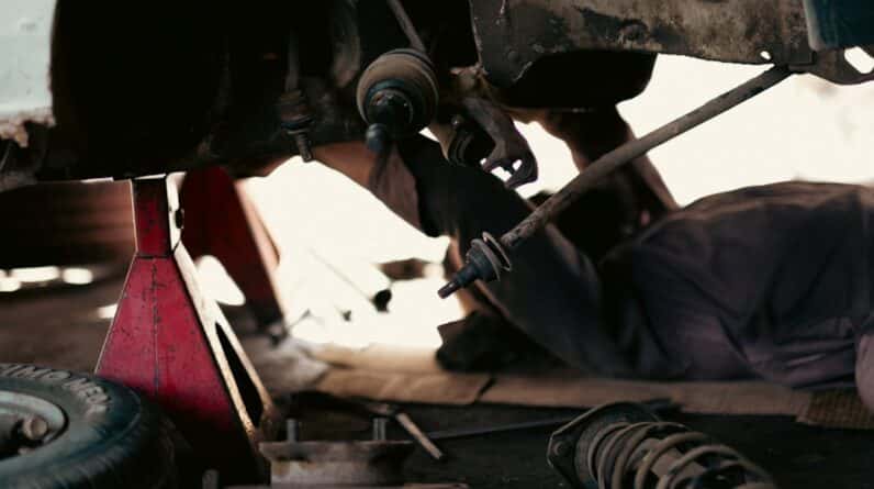 Photo Car Auto Technicians